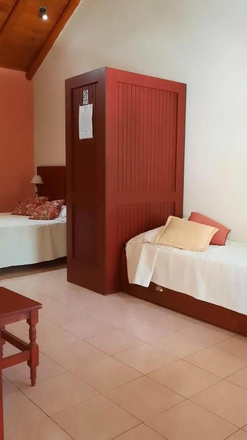 Hotel Los Pinares ซานเปโดร ภายนอก รูปภาพ